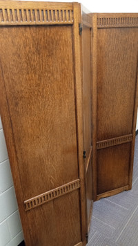 Antique wooden room divider in good condition