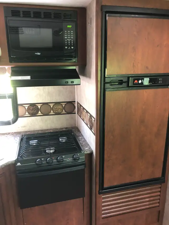 Camper for rent in St. Malo in Manitoba in Canada - Image 10