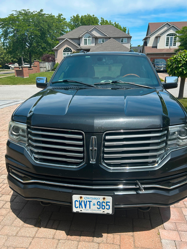 2015 Lincoln Navigator 4WD 4dr in Cars & Trucks in Markham / York Region