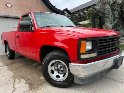 1989 Victory Red Chevrolet Cheyenne Work Truck (W/T)1500 4.3L TBI with 5-Speed manual transmission....