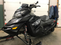 SKI DOO XRS MXZ 800 