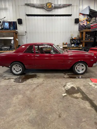 1967 Ford Falcon. 289 solid lifter, c4 automatic, power brakes, front discs, electric power steering...