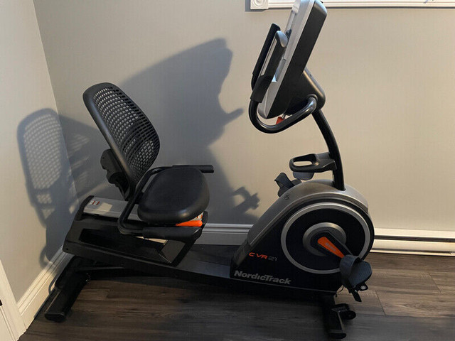 NORDIC TRACK COMMERCIAL VR 21 RECUMBENT BIKE ***LIKE NEW***  in Exercise Equipment in Moncton