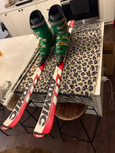 Downhill ski set 140cm 26.5 boots, View more