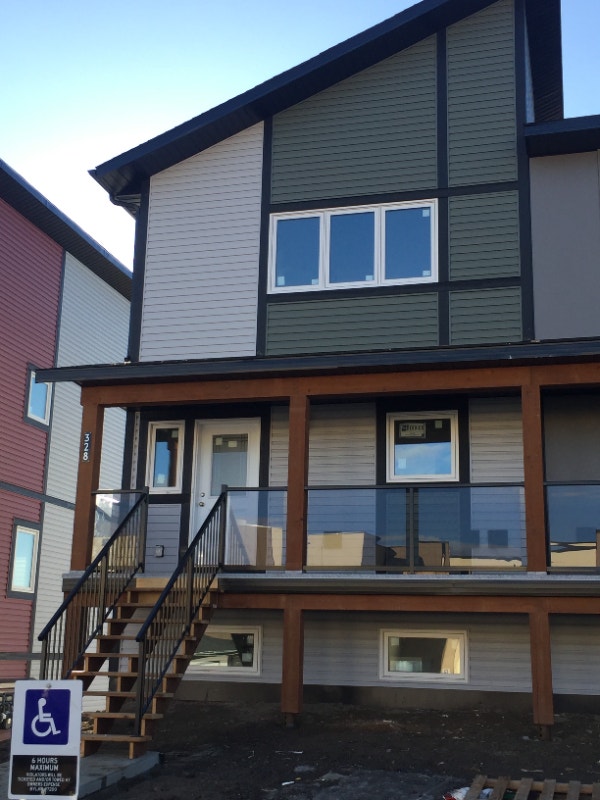 3 Bedroom Townhouse in Stonebridge Long Term Rentals Saskatoon Kijiji