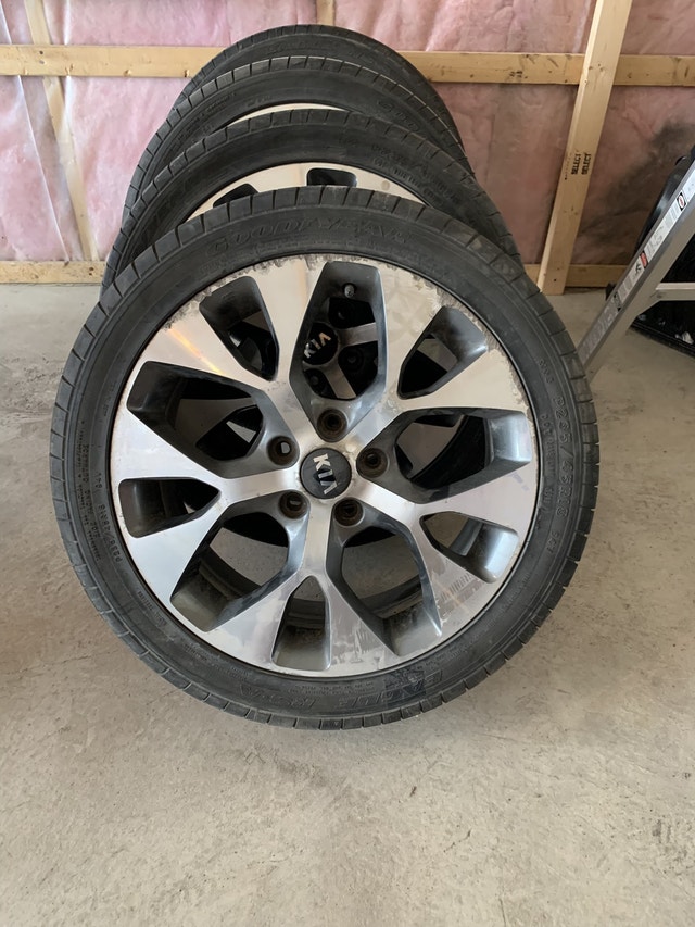 4 mags de 18" bolt pattern de 5x114.3 Pneus et jantes Laval/Rive