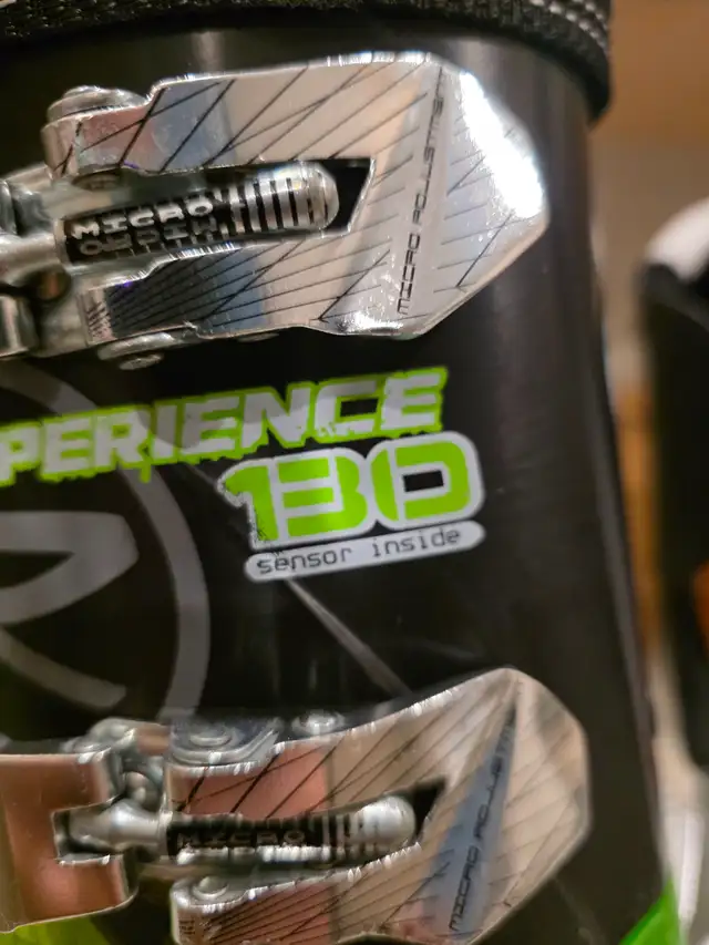 Rossignol Experience Downhill Ski Boots; Head skis and bindings in Ski in Cranbrook - Image 6
