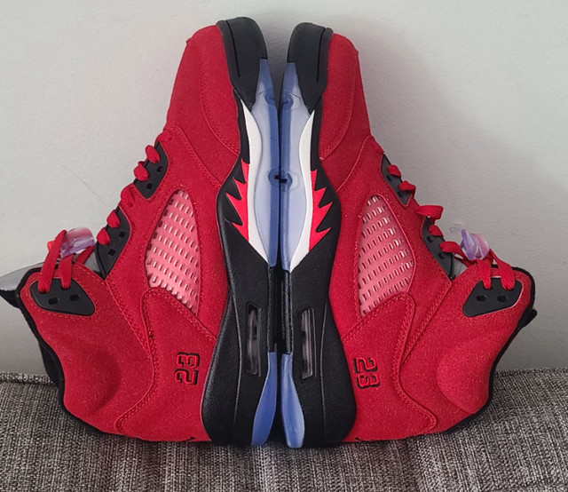Jordan Retro 5 Raging bull Size 8 shoe Basketball Shoes | Men's Shoes |  Mississauga / Peel Region | Kijiji