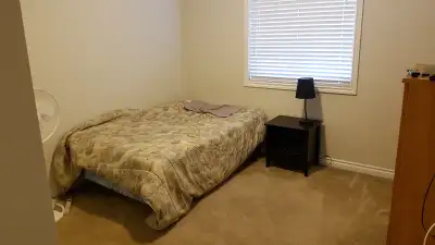 Room for rent in Fort Saskatchewan 3 bedroom home to share with 2 middle aged males, one working out...