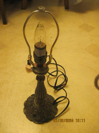 Lamp base