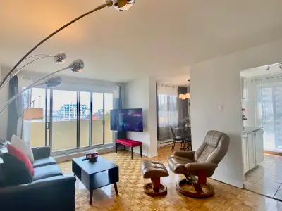 **Furnished, Equipped, Everything Included - Available Short and Long Term** Enjoy a gorgeous panora...