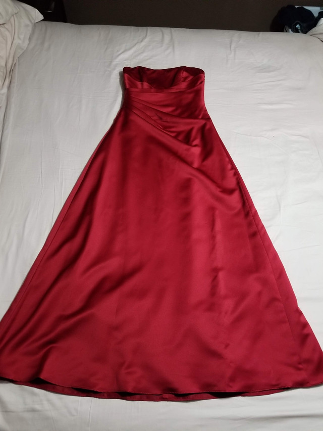 Cranberry bridesmaid or prom dress in Wedding in London - Image 2