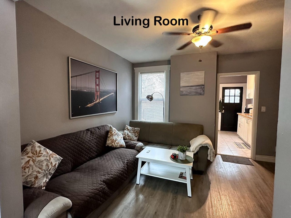 2 Beds 1 Bath Townhouse 3