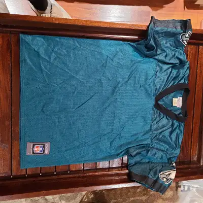 Vintage Reebok Philadelphia Eagles Short Sleeve Jersey, View more