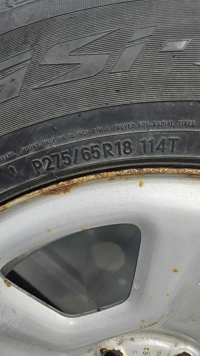 6 bolt 18 inch rims with tires  in Tires & Rims in Barrie - Image 6