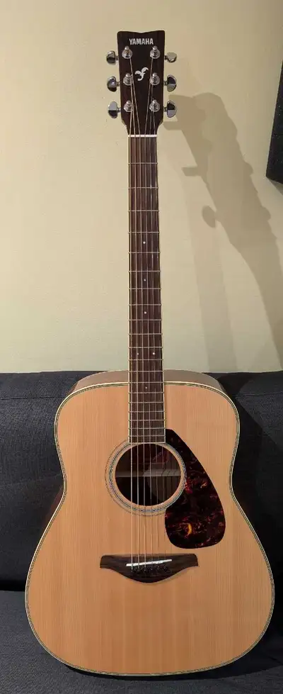 Yamaha FG720S, View more