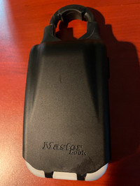 Master Lock Resettable Combination Portable Padlock Box