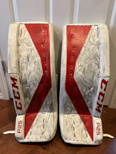 CCM PREMIER P2.5 JUNIOR GOALIE PAD 28+1, View more