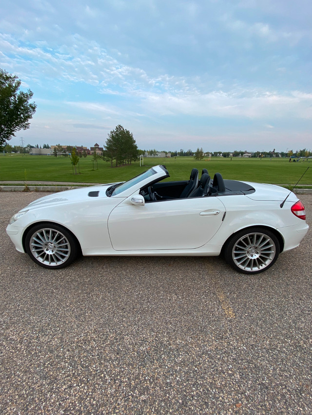 2007 Mercedes SLK 350 For Sale in Cars & Trucks in Edmonton - Image 2