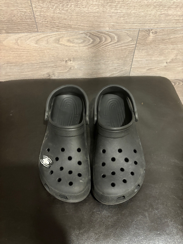 Black crocs size 9 men’s  dans Chaussures pour hommes  à Ville de Montréal