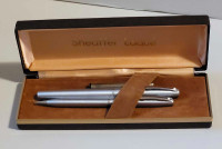 Vintage Shaffer Laque Fountain Pen and Pencil Set 