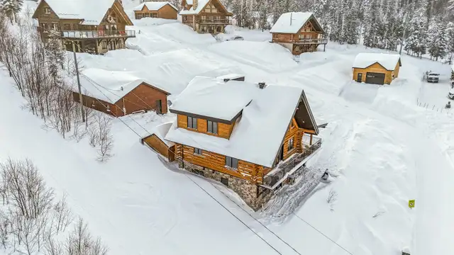 Chalet de luxe a vendre au Valinouët in Condos for Sale in Saguenay - Image 22