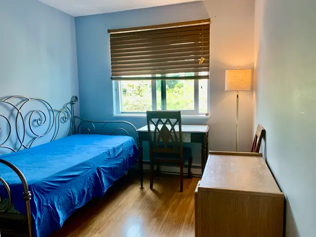 Two Rooms at Discounted Rent