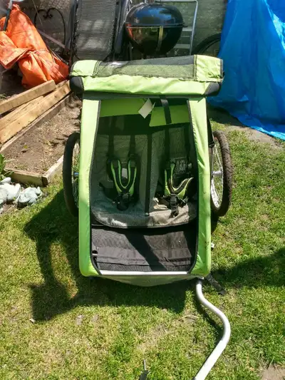 Bike trailer, View more