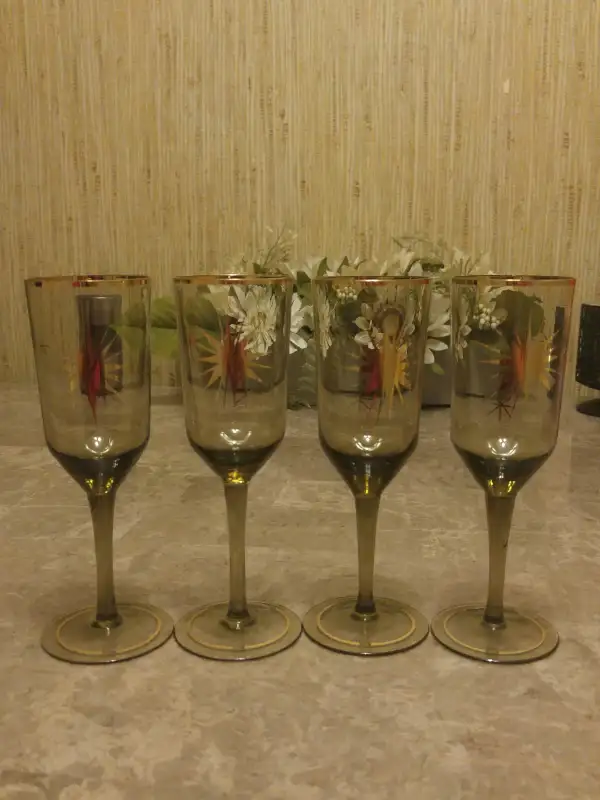 Wine decanter 4 glass set in Kitchen & Dining Wares in Windsor Region - Image 7