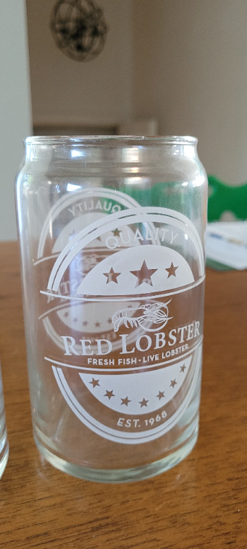 Red Lobster Glasses in Arts & Collectibles in Ottawa - Image 4
