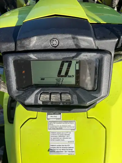 For sale 2022 grizzly 700 with 483km Bought from riverside brand new had them install new itp tires,...