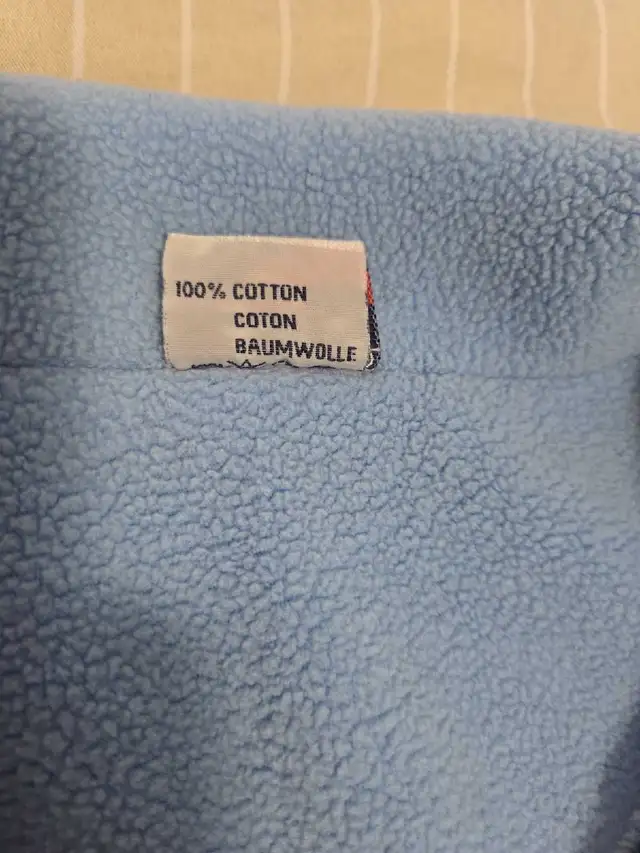 Nike Fleece Jacket XXL in Men's in Edmonton - Image 4