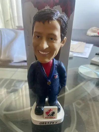 Gretzky Bobblehead, View more