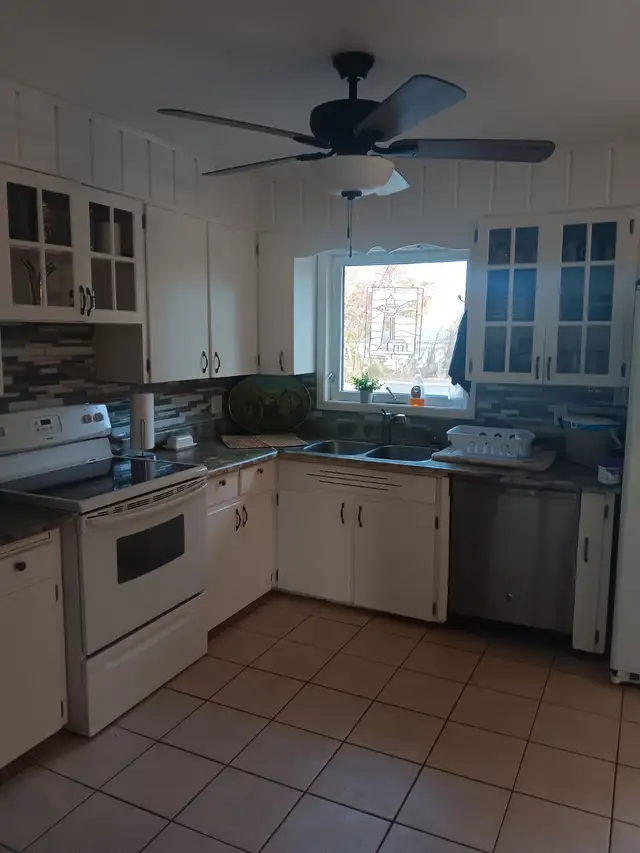 Student rental close to UPEI All inclusive in Room Rentals & Roommates in Charlottetown - Image 4