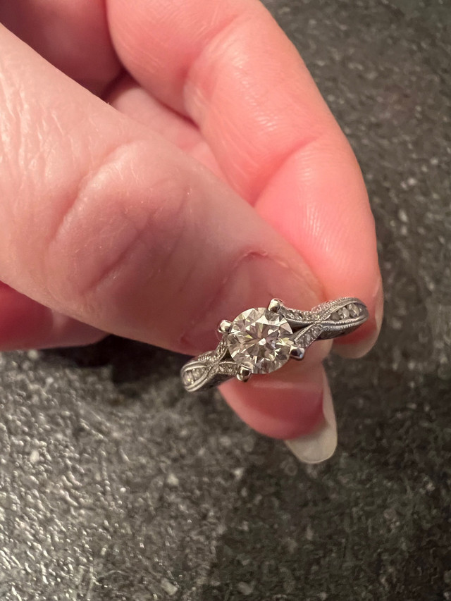Tacori Inspired White Gold Diamond Ring in Jewellery & Watches in Kitchener / Waterloo