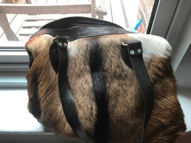 Sac peau de chèvre dans Femmes - Sacs et portefeuilles  à Ville de Montréal