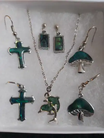 Beautiful Vintage 4Pc Silvertone Abalone Necklace & Earrings Set, View more