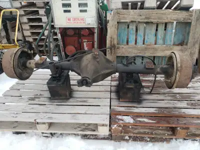 Out of a 2000 Dodge 2500 ram Dana m70 354 gear ratio, new wheel cylinders, new axle seals. Was makin...