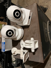 Amcrest 1080p wifi cameras Pan and tilt, auto tracking