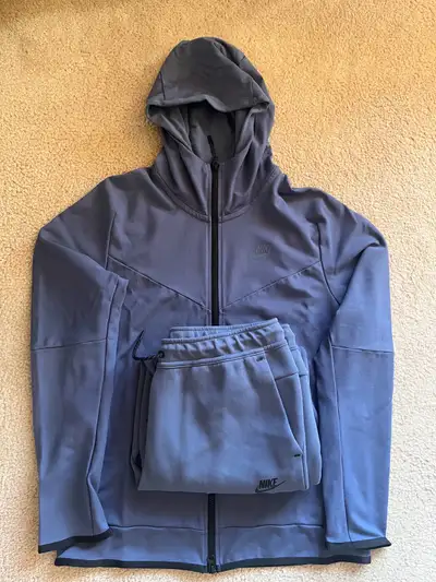 Nike Tech Fleece Hoodie & Pants, View more