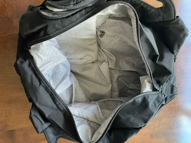 Gym tote bag - new in Bags & Luggage in Strathcona County - Image 9