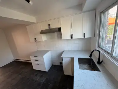 Nice clean 5 1/2 apartment available for rent in Vimont next to Laurentides walking distance sami fr...