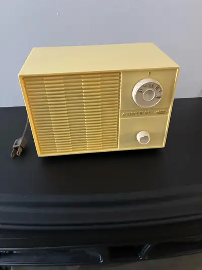 Radio Antique Vintage Admiral, View more