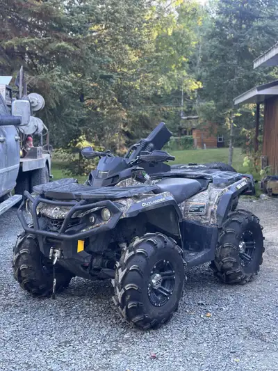 2019 Can am outlander 850 only selling to build a house bike has 1400km on it was used for hunting a...