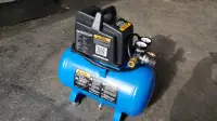 Mastercraft 3.0 Gallon air compressor