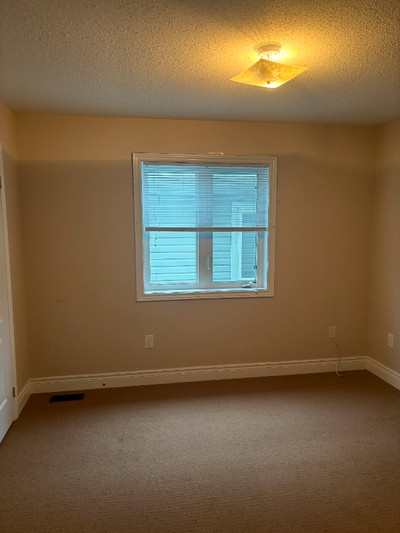 Rooms for Renting-Courtice Ontario