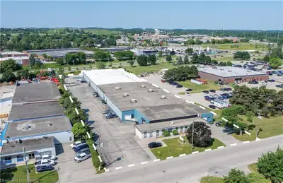 59,705 SF industrial facility with exceptional visibility. This industrial building offers 59,705 SF...