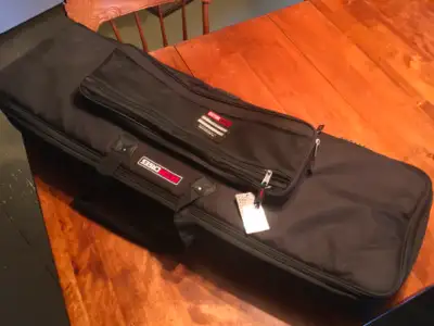 Gator case GKB-61 slim / étui de  transport piano / keyboard, View more