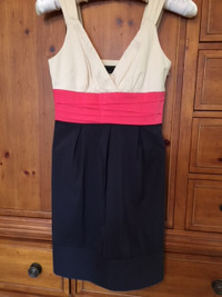 BCBGMaxazria 3-colour dress. Size 2.