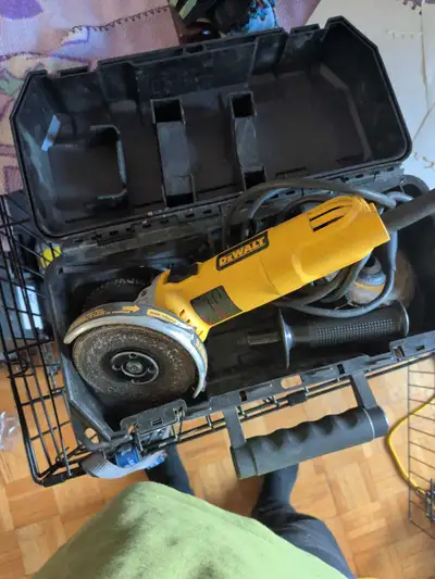 DeWalt grinder $50 or best offer pick up only. Low ballers will be ignored